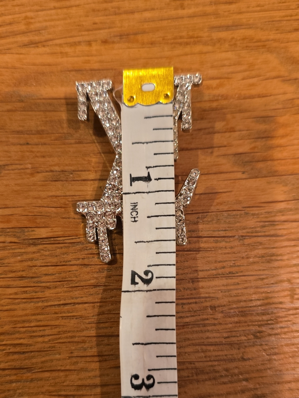 LV Monogram Brooch - Picture 5 of 5